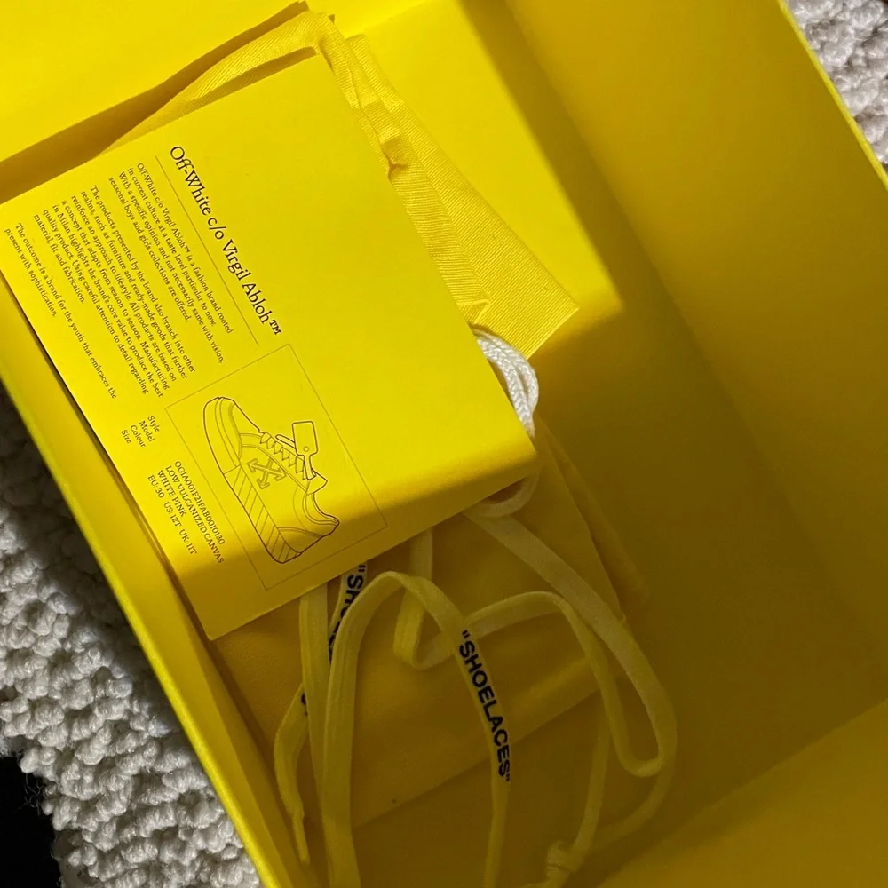 Off-white Sneakers - Picture 8 of 9